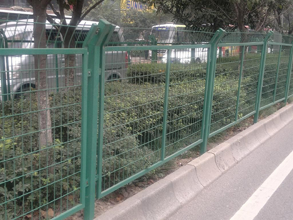 公路护栏网图片3