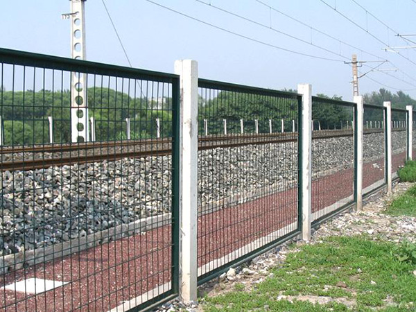 铁路防护栅栏图片4