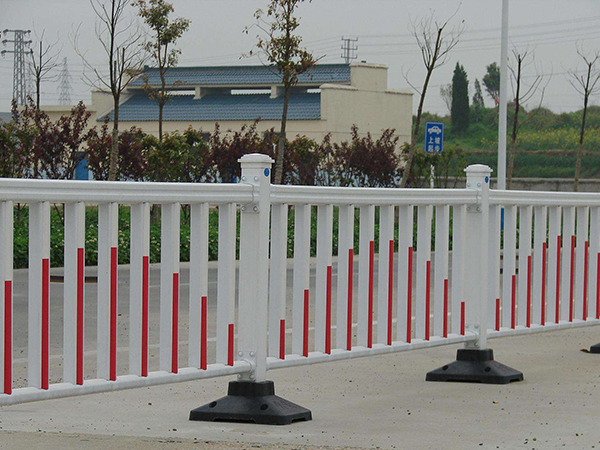 道路护栏案例图片2